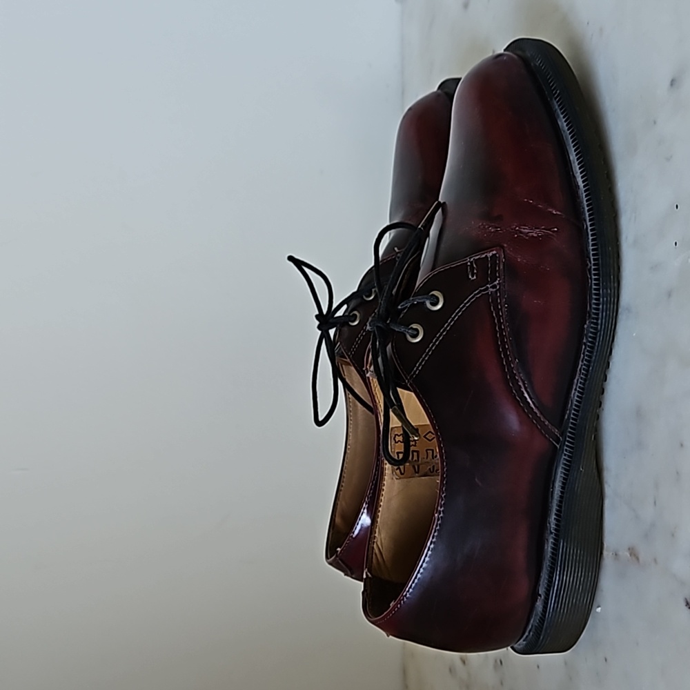 DR. MARTENS: preppy Brook burgundy leather oxfords